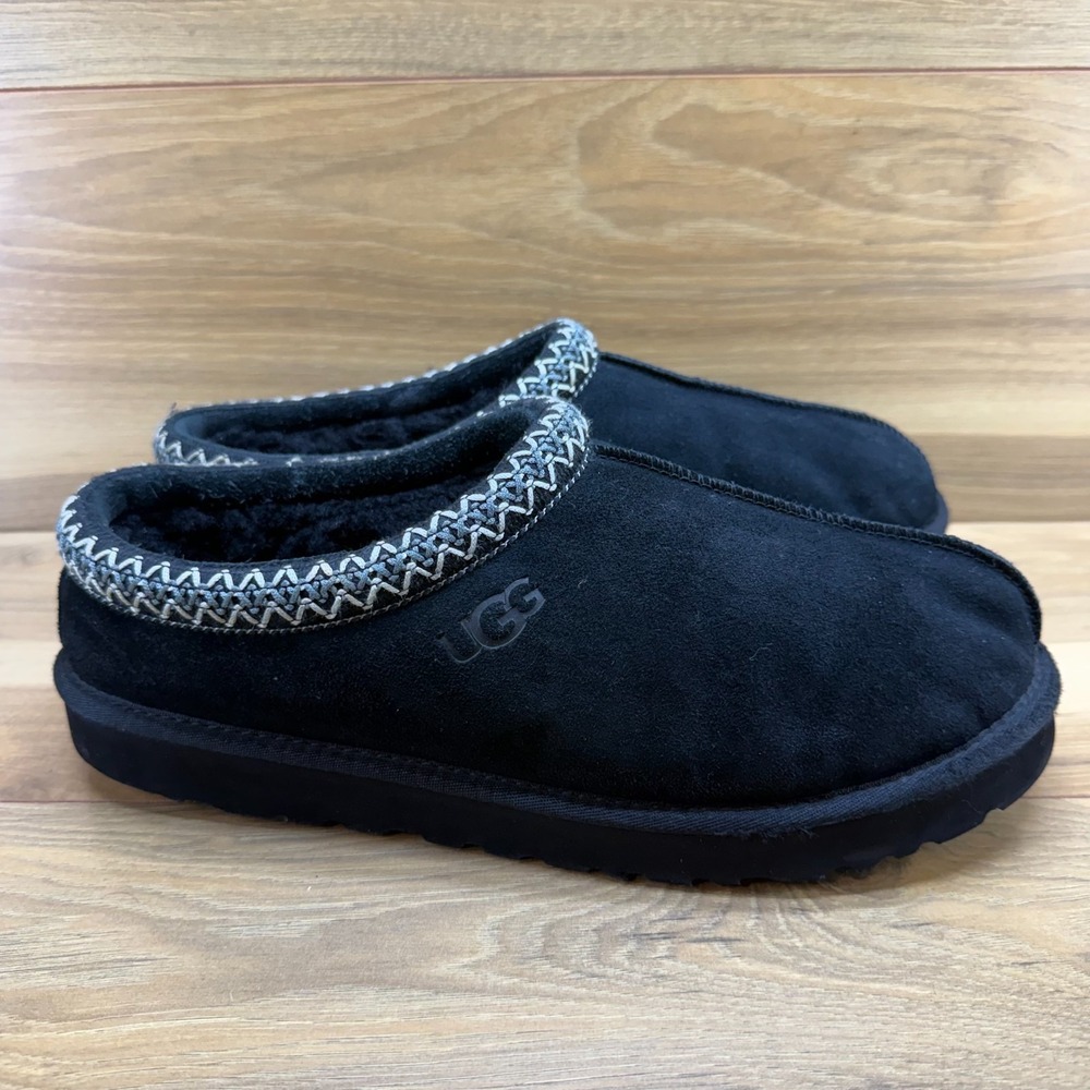 UGG Tasman Slippers Mens 12 Black Suede Sherpa Faux Fur Lined Cozy Casual